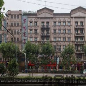 上海万佳商厦
