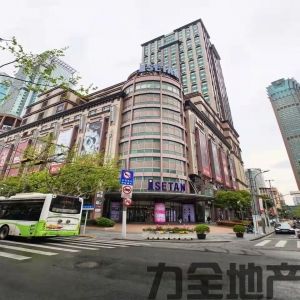 南京西路梅龙镇广场