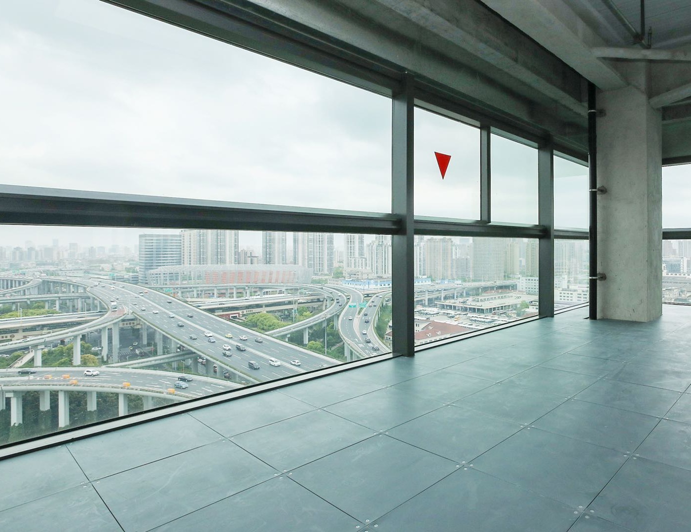 上海静安华发中心 新楼盘 超长免租期 汶水路 150平 办公出租(图3)